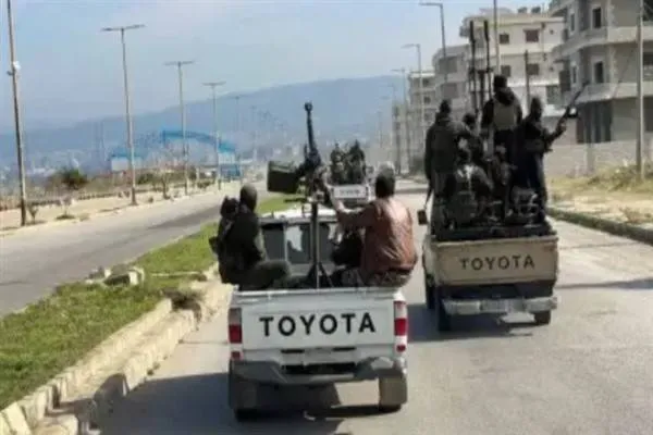 Hêzên Sûriyê hemû rojavayê rojhilatî yê gundên Deyr ez-Zorê bin kontrolê xwe anîn