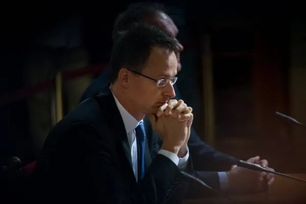 Szijjarto: L’Unione europea ignora le proprie regole