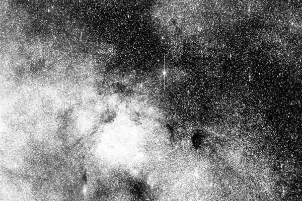 “Mêvandara navstêrkî” 3I/Atlas dibe ku carê sêyemîn renga xwe guherandibe