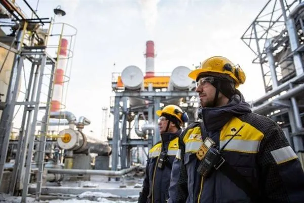 Emrîkê dê li ser pargîdaniya petrolê ya mezin a Rûsyayê embarên bazirganiyê bicîh bike