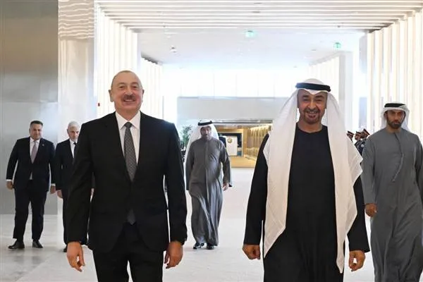 Președintele Azerbaidjanului Aliyev în Emiratele Arabe Unite