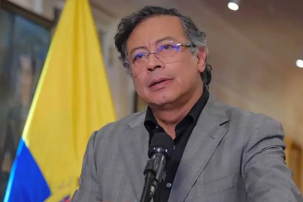 Colombian President Petro commemorates historical symbols of the labor movement