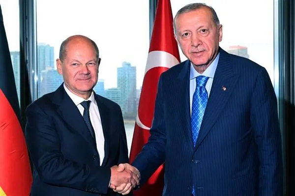 Le président Erdoğan a rencontré le chancelier allemand Scholz