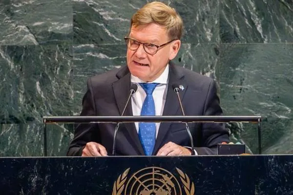 Wadephul: Em piştgiriya Japonya ji bo Ukraynayê bi nirx dibînin