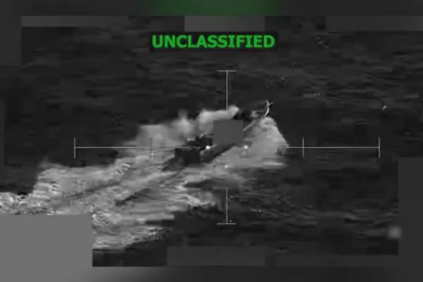 Sakit okeanında bir gəmiyə yeni ABŞ hücumu: 4 ölü