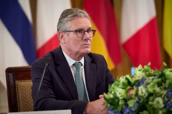 UK Prime Minister Starmer meets with his Japanese counterpart Takaichi