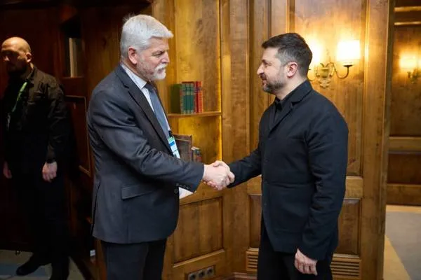 Selenskyj traf mit dem tschechischen Präsidenten Pavel zusammen