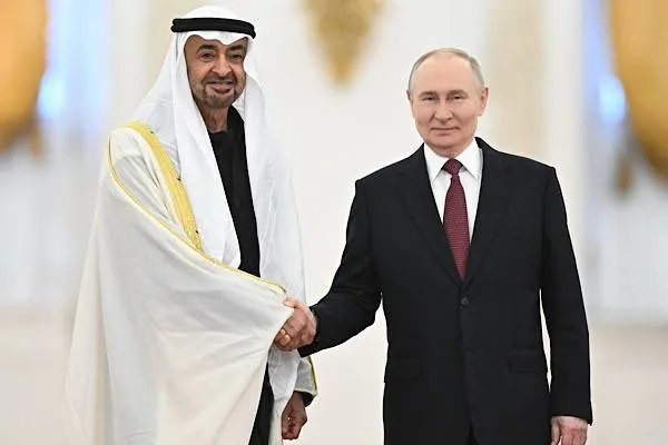 Putin and Al Nahyan meet at the Kremlin