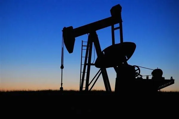 Oil prices fall 1.4% ahead of U.S.-Iran talks