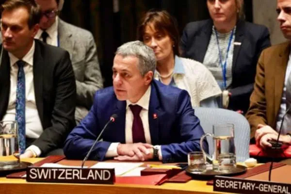 Cassis: Protecting refugees is an international responsibility