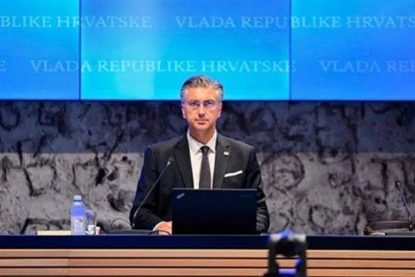 Пленкович: С дълбоко уважение почитаме онези, които дадоха живота си за свободата