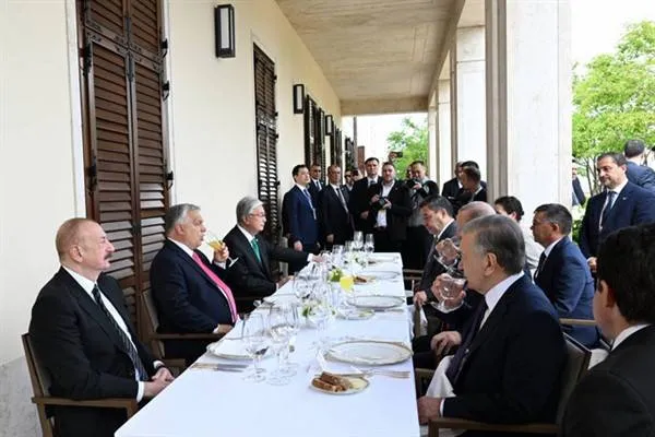Official luncheon held in honor of Organization of Turkic States leaders