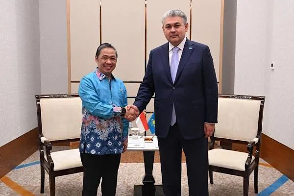 Kosherbayev ha incontrato il viceministro degli Esteri indonesiano Matta