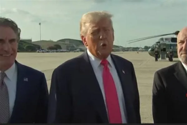 U.S. President Trump Diagnosed with Chronic Phlebitis