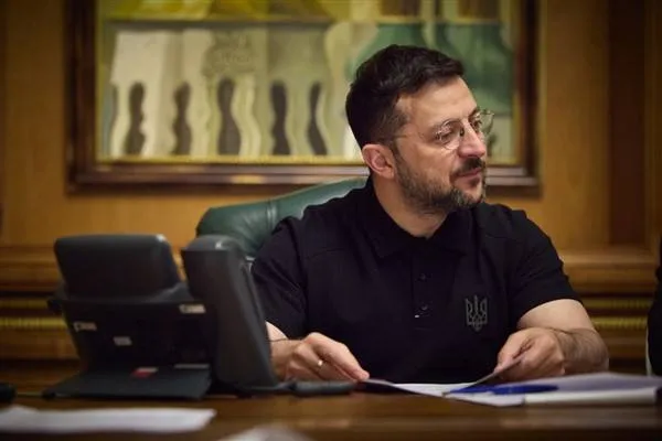 Zelensky bi Trump re peyivî