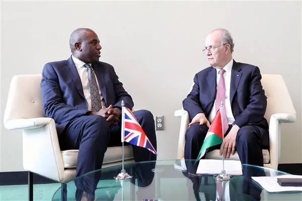 Palestinian Prime Minister Mustafa met with UK Foreign Secretary Lammy