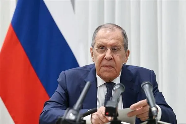Lavrov a purtat o convorbire telefonică cu omologul său iranian Araghchi