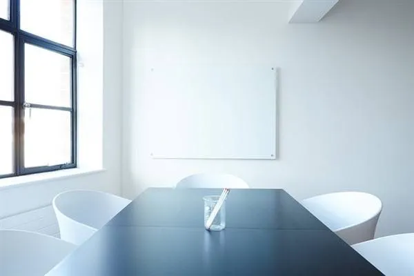 Serokwezîrê Lûksembûrgê Frieden bi Serokwezîrê Filistînê Mustafa re civîn kir