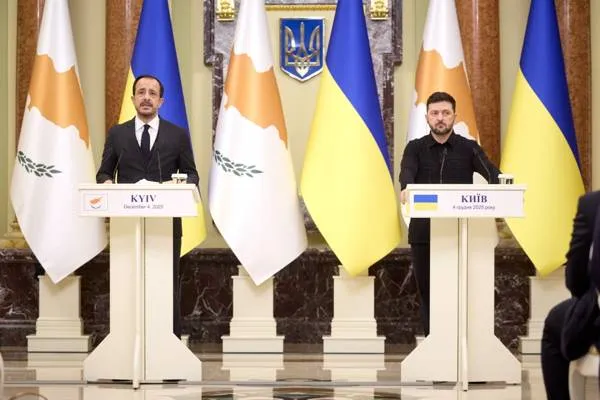 Zelensky bi Serokê Qibrisê Başûrê, Christodoulides, re civî bû