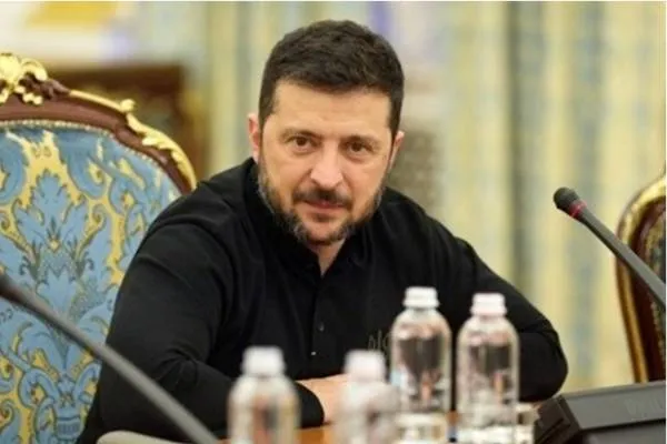 Zelensky: Rusia vazhdon sulmet kundër civilëve
