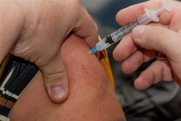 A început aplicarea vaccinului împotriva malariei în orașul Turmi, regiunea Etiopiei