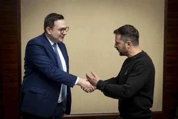 Ukrainian President Zelensky meets with Czech Foreign Minister Lipavsky