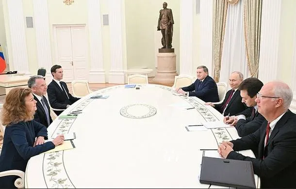 Kreml signalisiert mangelnden Fortschritt in den Gesprächen zwischen den USA und der Ukraine