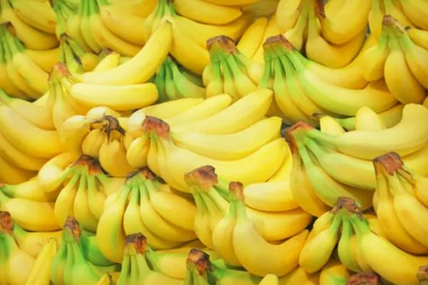 ترامب سيخفف الرسوم الجمركية على القهوة والموز