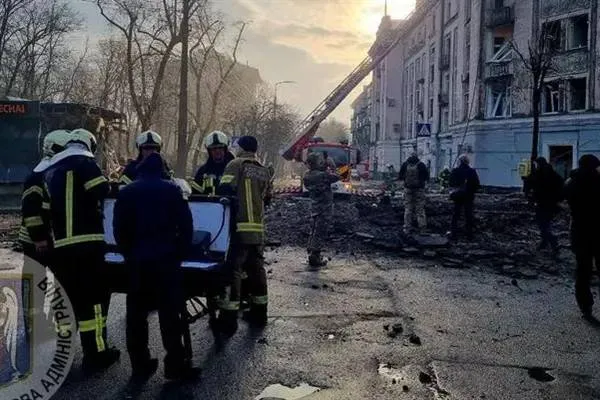 Massive drone attack hits Kyiv