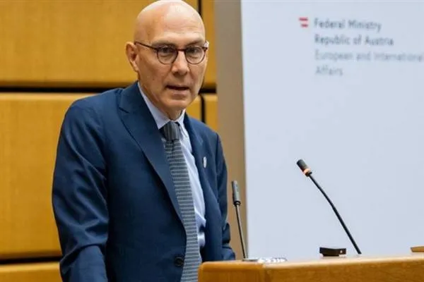 Türk: Children are being deprived of their childhood every day