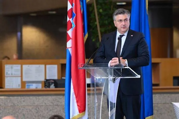 Plenkovic sends message of support to Croatia's national team