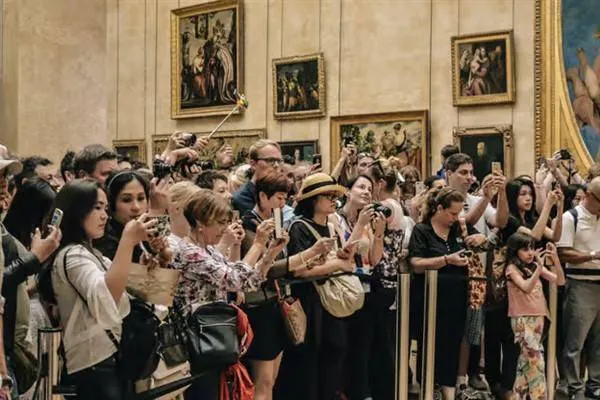 Il Museo del Louvre potrebbe chiudere questa settimana a causa dell’appello allo sciopero dei sindacati