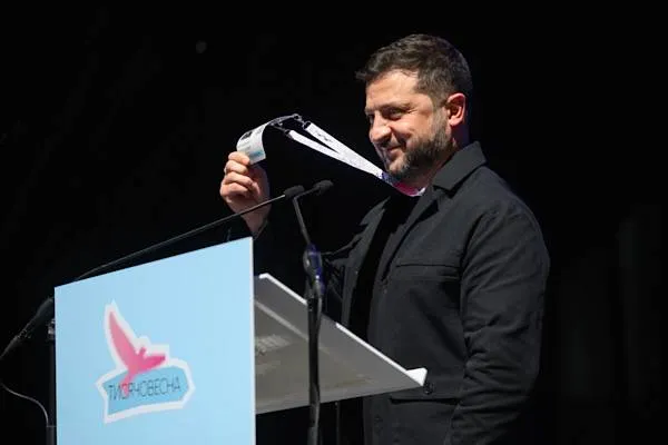 Zelensky: Abbiamo individuato le esigenze delle Forze di difesa e sicurezza dell'Ucraina
