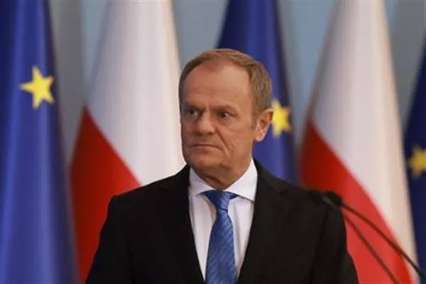 Tusk: Cari amici ucraini, non siete soli