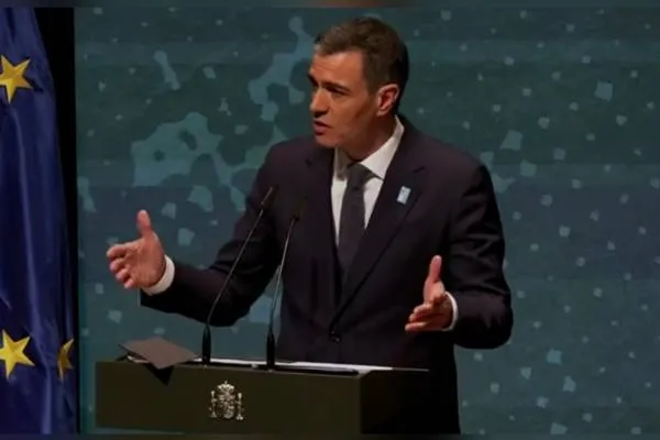 Sánchez’s Socialist Party suffers heavy losses in regional elections in Spain