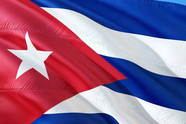 Successful youth awarded in Cuba