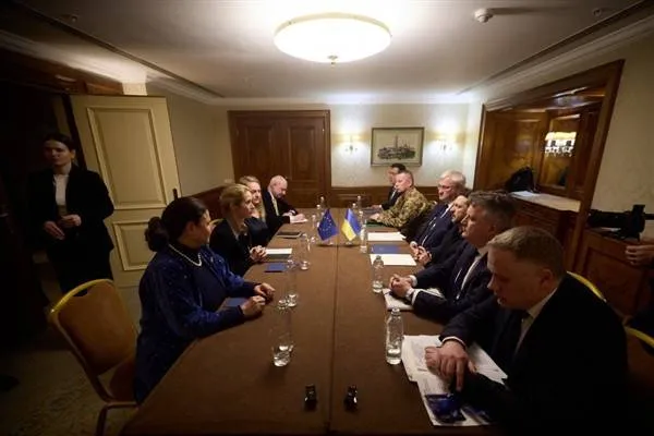 Zelensky incontra l’Alta rappresentante dell’UE Kallas