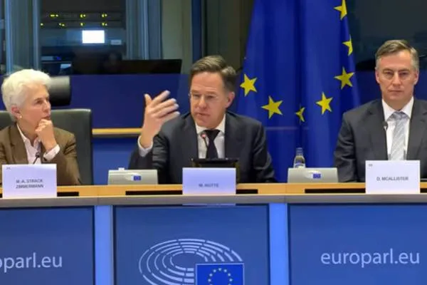 Rutte: Ewropa bê piştgirîya DY nikare xwe biparêze