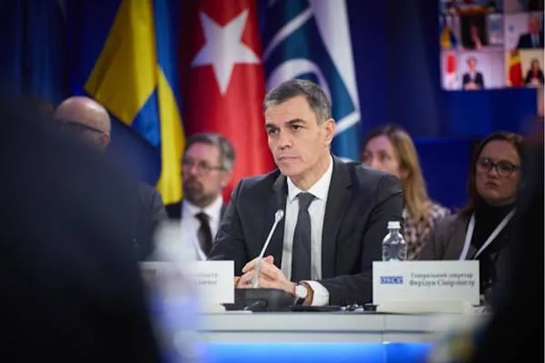 سانشيز: لا يمكن للاتحاد الأوروبي أن يلتزم الصمت أمام هذا الظلم ويجب حماية الخطوات المتعلقة بغزة
