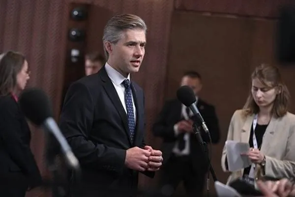 Budrys: Lukashenka xebata dagirkeriya Rûsiyayê çalak kir û divê hesab bide