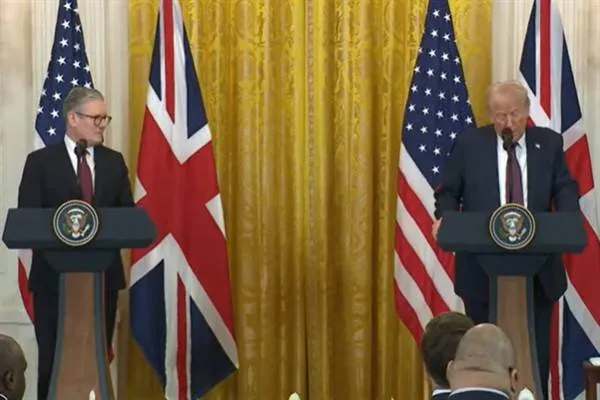 Trump gives Russia “10 or 12” days