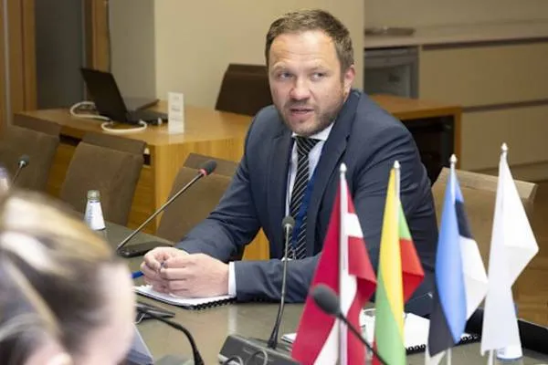 Tsahkna: No signs Russia is preparing to attack NATO