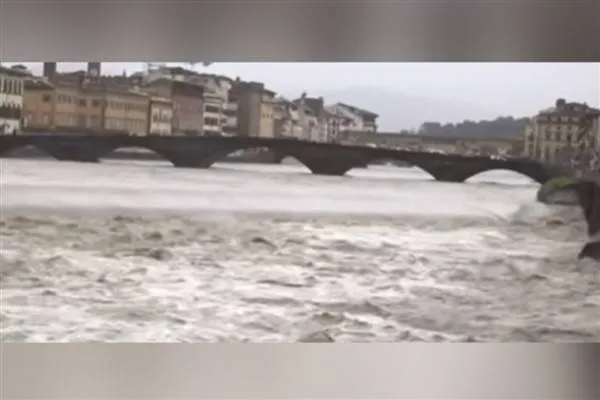 Florencia y Pisa en alerta por inundaciones en Italia