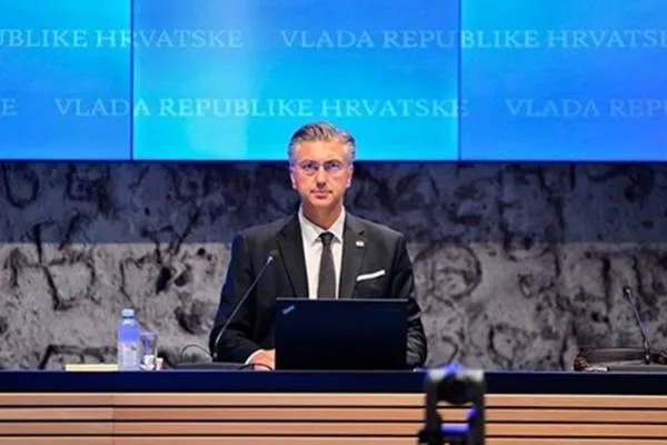 Plenković: Erősítjük a horvát tűzoltóság operatív felkészültségét