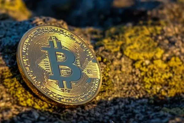 Спад на пазара на криптовалути: Биткойн се понижи с 0,87 процента