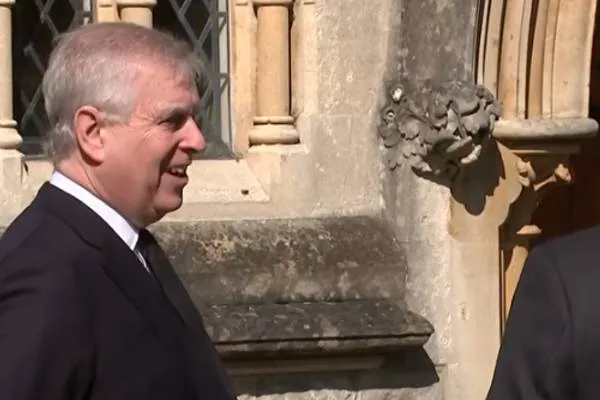 El rey Carlos afirmó que «la ley debe seguir su curso»