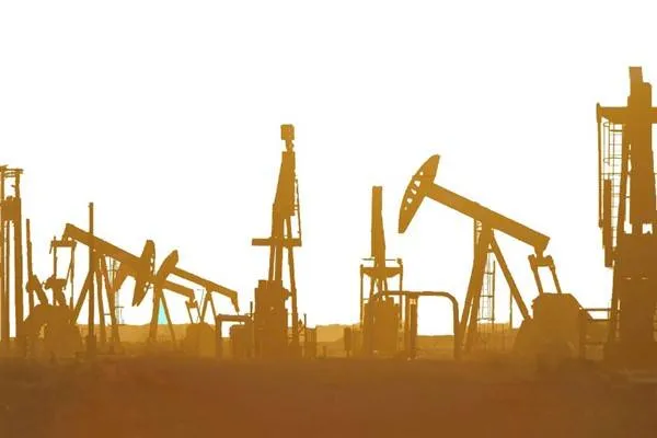 Цените на петрола спаднаха заради новия мирен план на Тръмп за Украйна