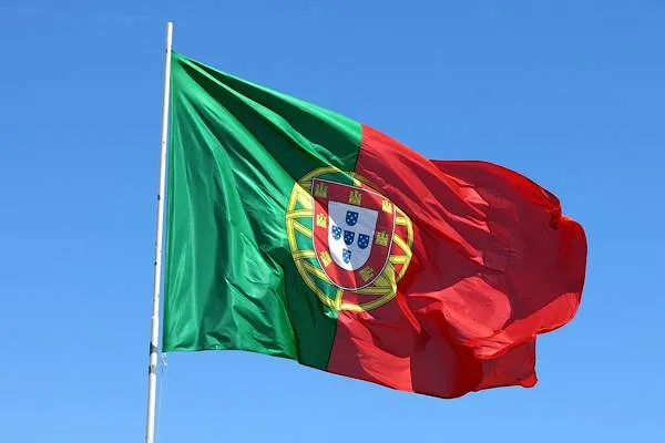 Messaggio di diplomazia e solidarietà dal Portogallo ad Albania e Angola