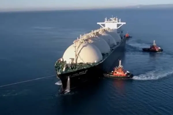 YEK: Ewropa armancên LNG yên Rûsî ku hîn jî limanên Ewropa bikar tînin hedef dike