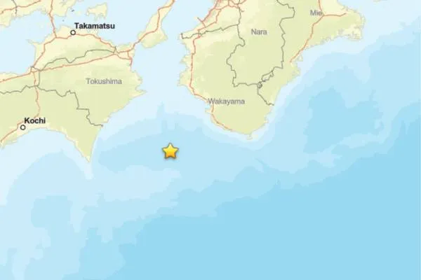 Earthquake strikes Japan